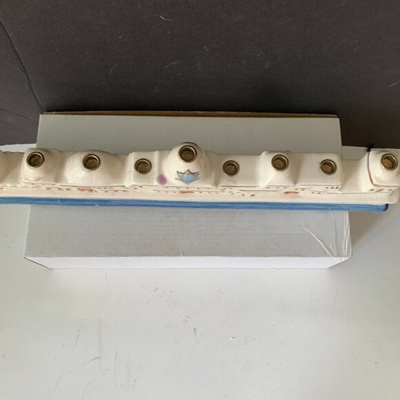 RUSS BERRIE AND CO Judaica CHANUKAH MENORAH  14 BY 3.25" - Picture 5 of 9